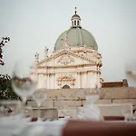 Hotel Vittoria 5*