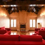 Vittoria Hotel