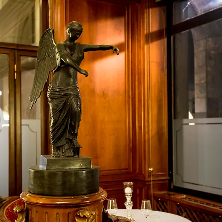Vittoria Hotel 5*