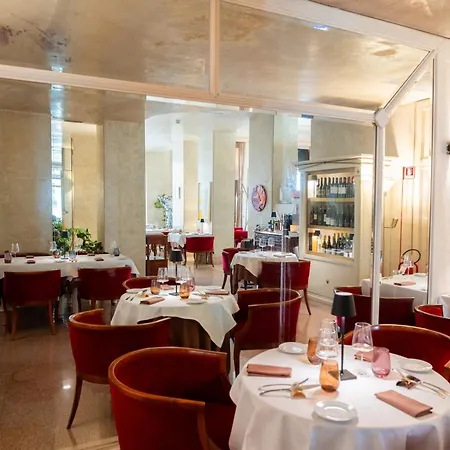 Hotel Vittoria 5*