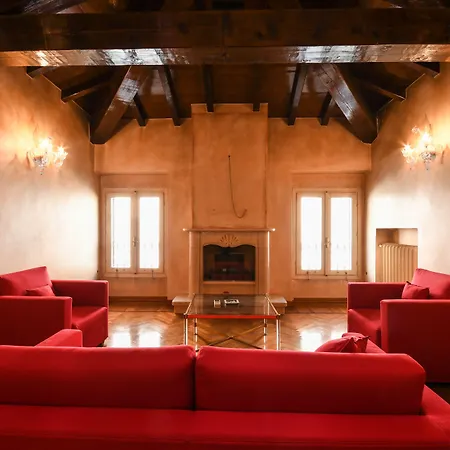 Vittoria Hotel